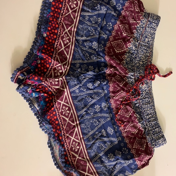 Hollister flow shorts - Picture 3 of 3